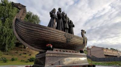 Как поставить в Тюмени памятник Николаю II и никого не разозлить?