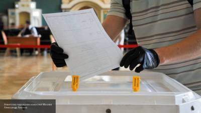 Ставропольская молодежь приняла участие в голосовании по Конституции РФ