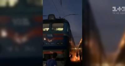 Стали известны подробности о человеке, загоревшемся на ж/д вокзале в Киеве