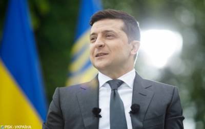 Президент анонсировал повышение минимальной зарплаты в Украине