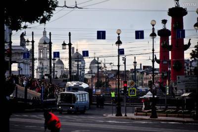Парки, скверы и детские площадки откроются в Петербурге 28 июня