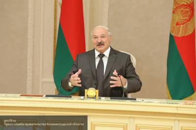 Лукашенко сравнил жителей Белоруссии с детьми на фоне проблем с водой в Минске