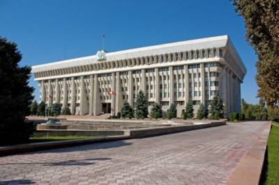 В аппарате президента Киргизии выявлено уже 17 инфицированных коронавирусом