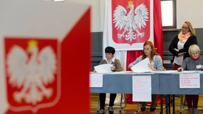 В Польше стартовали президентские выборы