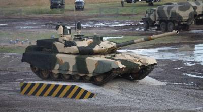 Египет намерен закупить у России 500 танков Т-90