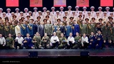 Артисты Ансамбля песни и пляски ЮВО дали концерт для военных ВКС РФ в Сирии