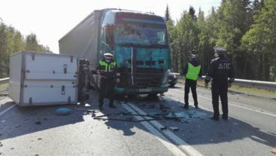 Опасный обгон привел к гибели двух человек на трассе Пермь – Екатеринбург. Видео