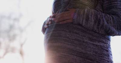 Медицинское чудо: в Британии женщина с двумя матками забеременела близнецами - по одному в каждой