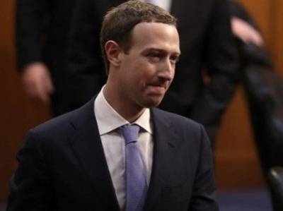 СМИ: Цукерберг лишился более 7 млрд. долларов из-за потери рекламы в Facebook