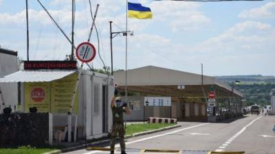 Оккупанты не выпускают людей из Донецка на Мариуполь через КПВВ "Новотроицкое"