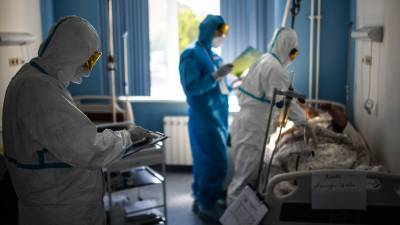 Иранские врачи ожидают, что пандемия продлится три года