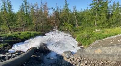 «Норникель» признал нарушением слив грязной воды в тундру в Норильске