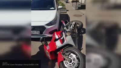 Мотоциклиста без водительских прав сбила иномарка под Волгоградом
