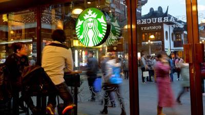 Starbucks перестанет размещать рекламу в соцсетях
