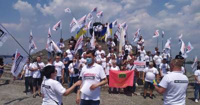 Активисты провели акцию-автопробег "Днепр без Филатова" (4 фото)