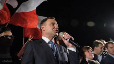 Анджей Дуда и кандидат от оппозиции прошли во второй тур выборов президента в Польше