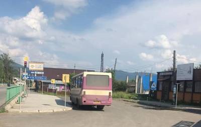 На Закарпатье курсировал межобластной автобус несмотря на карантин