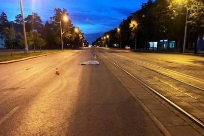 Водитель без прав сбил насмерть пешехода в Новосибирске