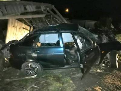 Ещё одно смертельное ДТП в Башкирии: Водитель вылетел с дороги и врезался в стену гаража