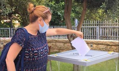 Проживающая в Израиле россиянка смогла три раза проголосовать по поправкам в Конституцию