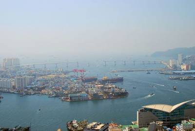 В Южной Корее открылся порт, закрытый из-за вспышки COVID на судне из РФ
