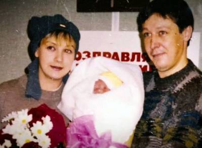 Экс-супруга Михаила Ефремова заявила, что дочь хочет посадить его за решетку