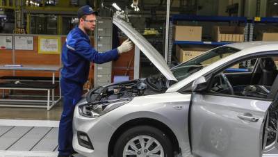 В Петербурге продажи автомобилей в мае упали на 61%