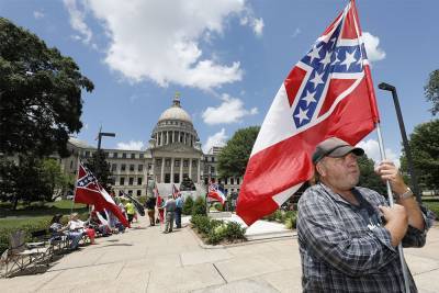 В Миссисипи уберут символ конфедератов с флага штата