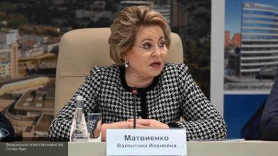 Матвиенко проголосовала по поправкам к Конституции на избирательном участке в Петербурге