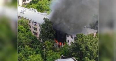В Москве прогремел мощный взрыв в жилом доме: видео с места ЧП