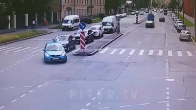 Тройное ДТП в Московском районе попало на видео