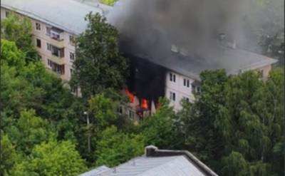 Четыре человека пострадали в результате взрыва и пожара в многоквартирном доме на северо-востоке Москвы