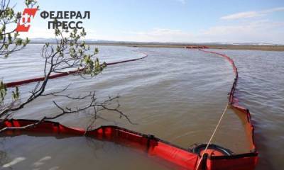 Прокуратура проверит сообщение о разливе нефтепродуктов в реку на Ямале
