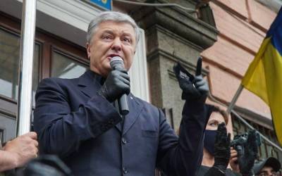 Дела против Порошенко – это "борьба за справедливость". Так считает 51% украинцев, – опрос КМИС