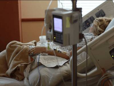 В 2 раза выросло число больных пневмонией за месяц на Украине
