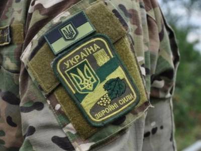 Киевские боевики сбежали из части и устроили ДТП