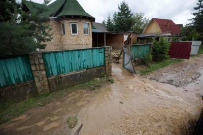 Наводнение в западных областях: ЕС срочно отправил Украине помощь