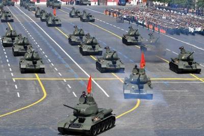 Трансляцию парада Победы в Москве посмотрели около 17 миллионов человек