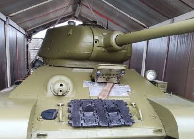 Танк Т-34 выставили на продажу в Москве