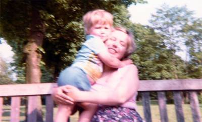 Сын провёл настоящее расследование, чтобы спустя 40 лет узнать, как на самом деле погибла его мать