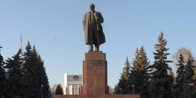 Памятник Ленину довел до суда уральскую чиновницу