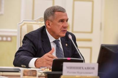 Глава Татарстана подал документы в ЦИК для выдвижения на новый срок