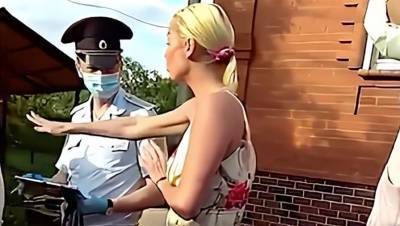 Волочкова потребовала наказать полицейских, опубликовавших видео конфликта в Дивеевском монастыре
