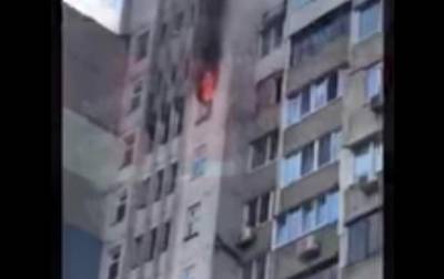 На Позняках в Киеве снова пожар