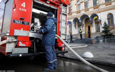 В Киеве снова произошел пожар на Позняках