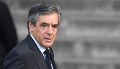 Во Франции вынесли приговор экс-премьеру и главному конкуренту Макрона