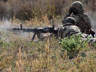 Боевики трижды обстреляли укрепления украинских военных возле Крымского – штаб ООС