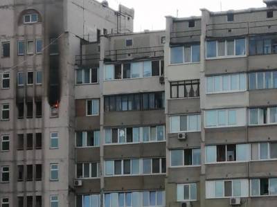 На Позняках в Киеве снова пожар в многоэтажке