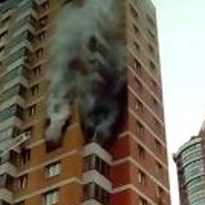 Два человека погибли при пожаре в 22-этажном жилом доме на западе Москвы