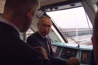 Между Кубанью и Крымом запускают движение грузовых поездов